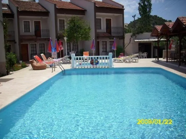 מלון דירות Arda דליאן