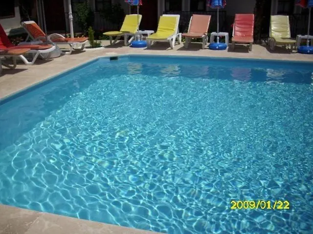 Arda מלון דירות